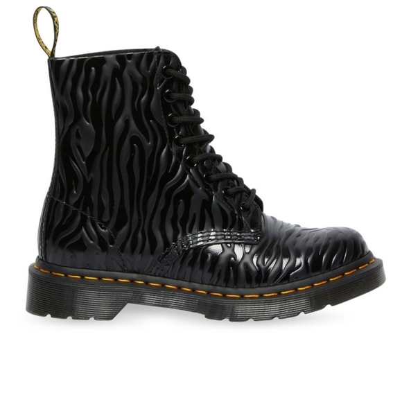 Dr. Martens Black 1460 Pascal Zebra Emboss Boot UK 4 - Picture 8 of 11